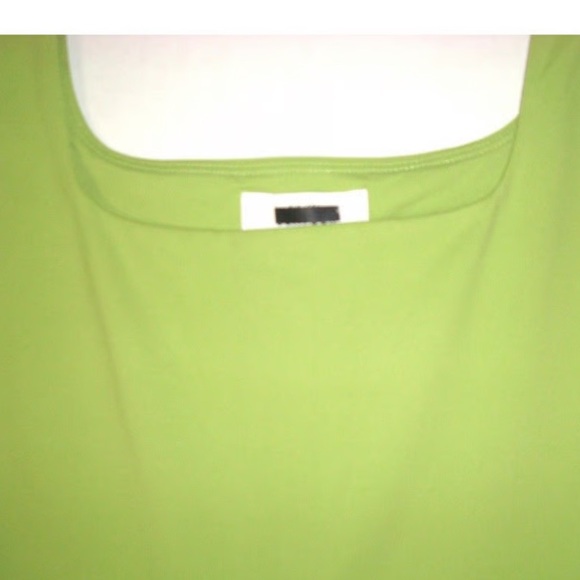 Aritzia Babaton Contour Squareneck Jackfruit Lime Green Romper, new w/o tags - Picture 2 of 4